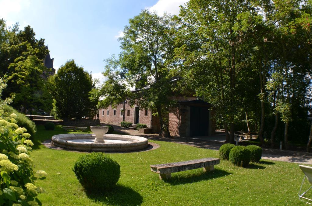 Les Confidences De Messire Sanglier, Stylished Guest Houses Beauraing Quarto foto