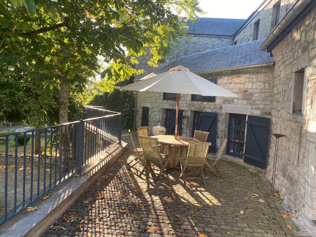 Les Confidences De Messire Sanglier, Stylished Guest Houses Beauraing Quarto foto