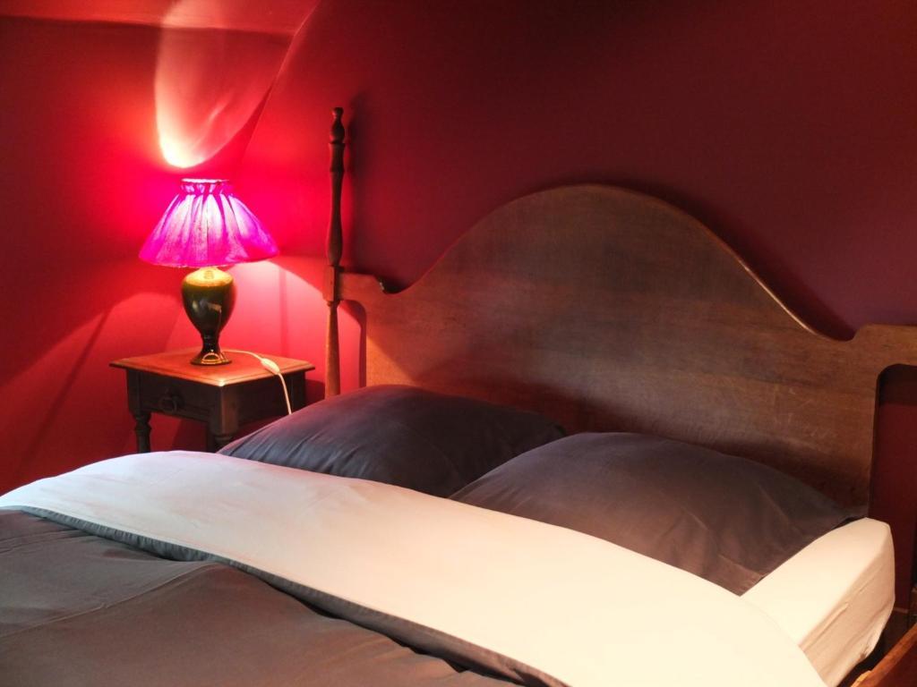 Les Confidences De Messire Sanglier, Stylished Guest Houses Beauraing Quarto foto