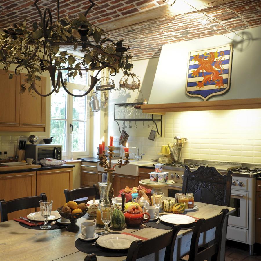 Les Confidences De Messire Sanglier, Stylished Guest Houses Beauraing Exterior foto