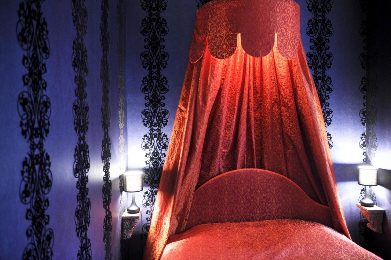 Les Confidences De Messire Sanglier, Stylished Guest Houses Beauraing Quarto foto